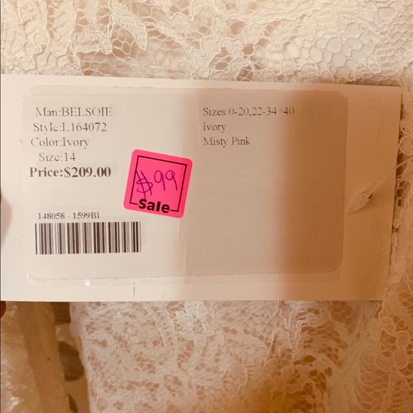 Belsoie ivory lace dress - Picture 6 of 6